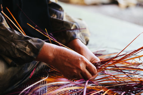 Kayu 2025 jane clutch