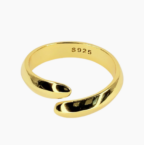 jak & fox 14k gold vermeil subtle twist ring at maeree