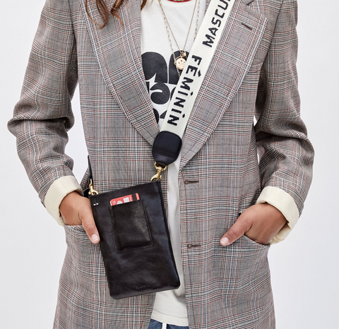 Clare v poche Clearance